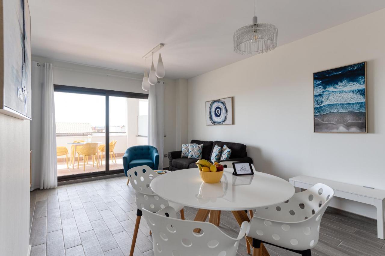 Homeforguest Apartamento En Residencia De Lujo Con Terraza Y Piscina La Guirra ภายนอก รูปภาพ