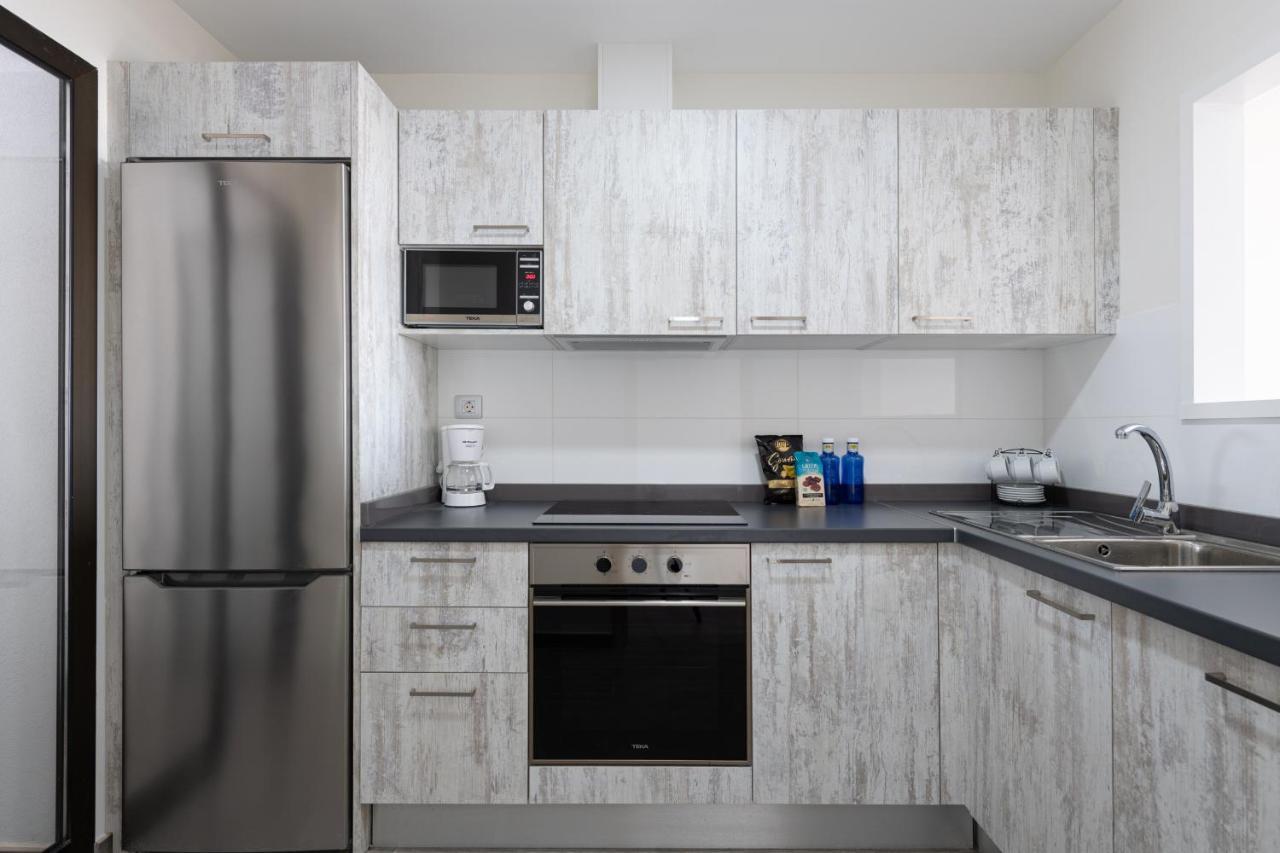 Homeforguest Apartamento En Residencia De Lujo Con Terraza Y Piscina La Guirra ภายนอก รูปภาพ