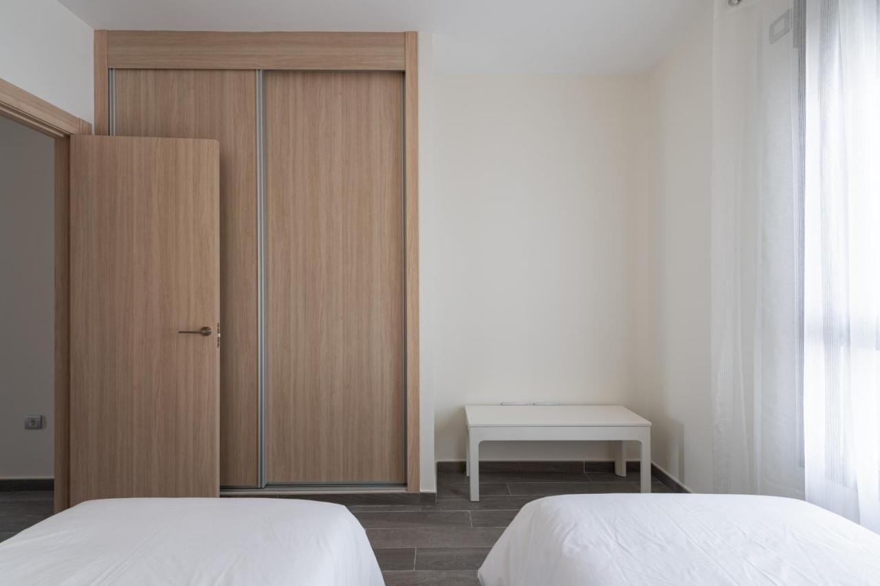 Homeforguest Apartamento En Residencia De Lujo Con Terraza Y Piscina La Guirra ภายนอก รูปภาพ
